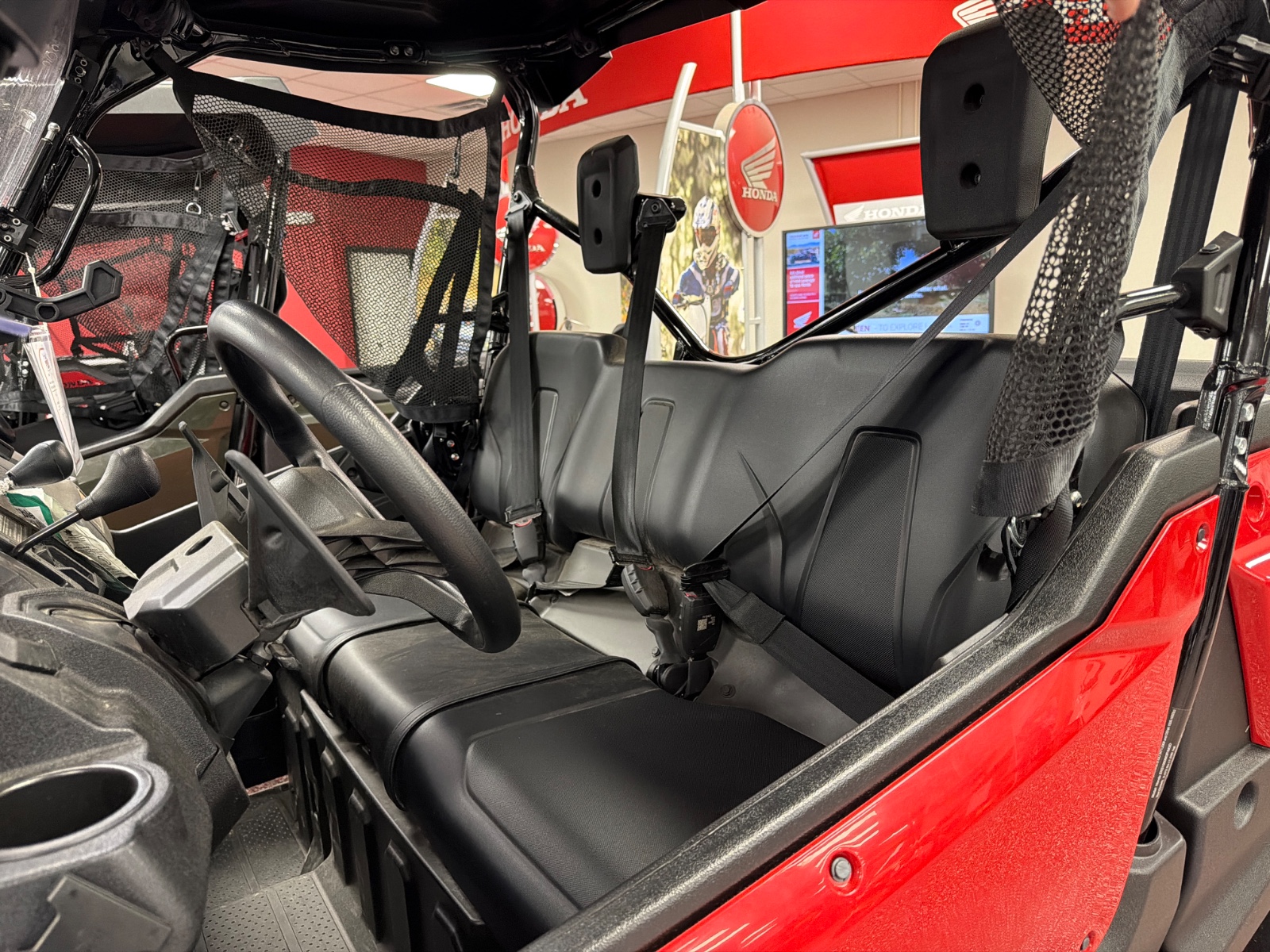 2025 HONDA Pioneer 1000 Deluxe