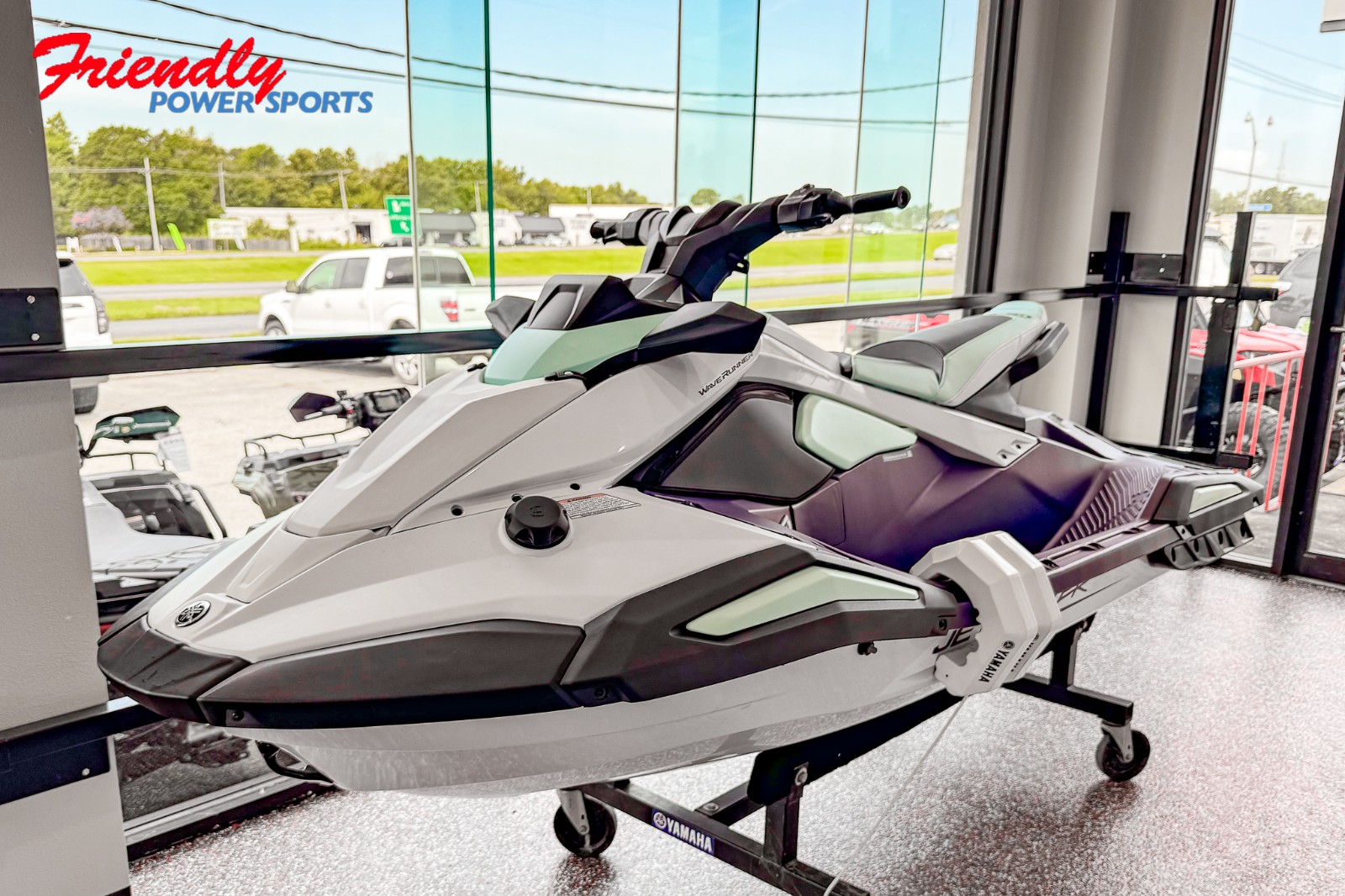 2025 YAMAHA JETBLASTER LTD 3-PURPLE/WHITE