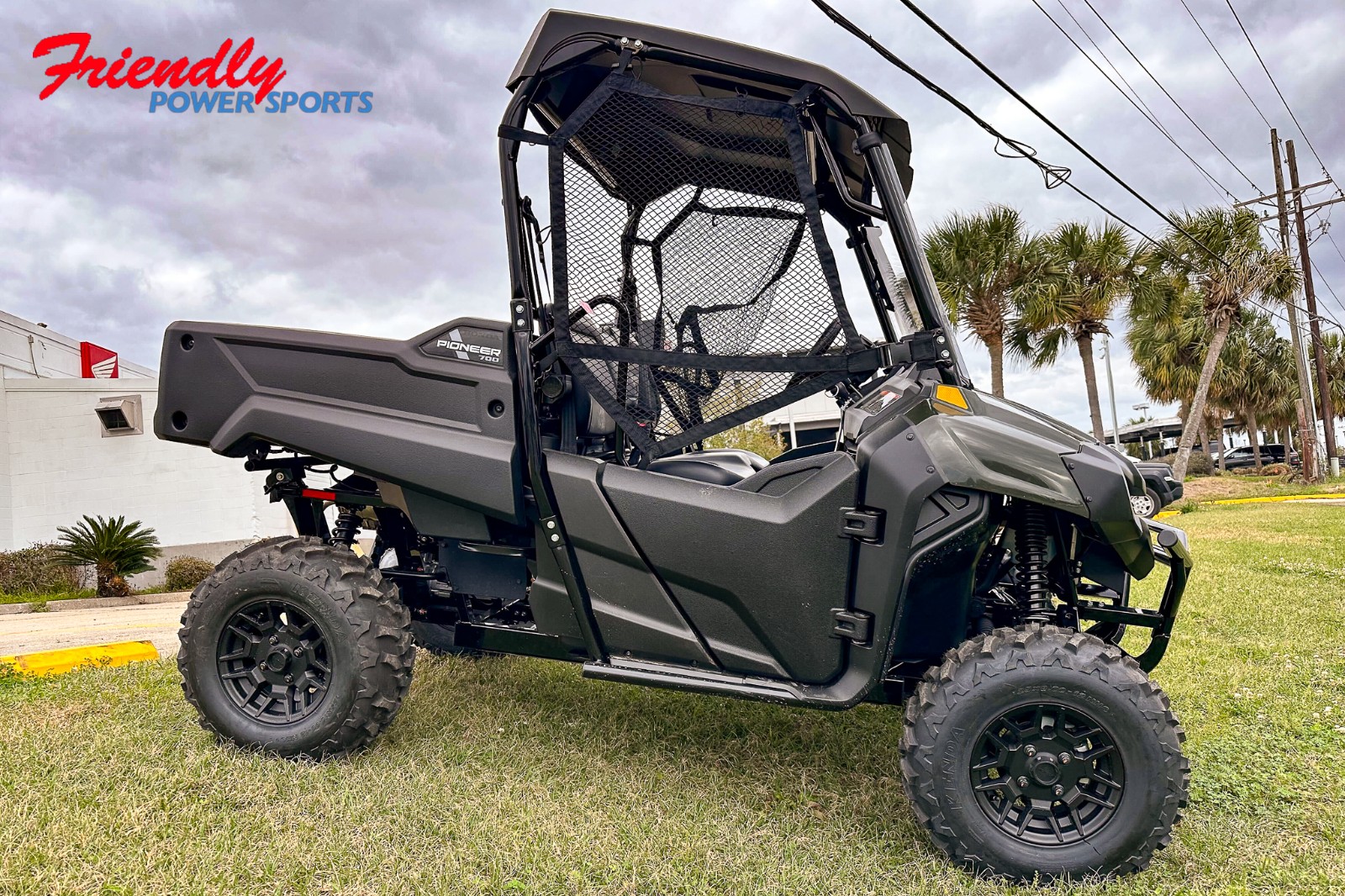 2026 HONDA Pioneer 700 Deluxe
