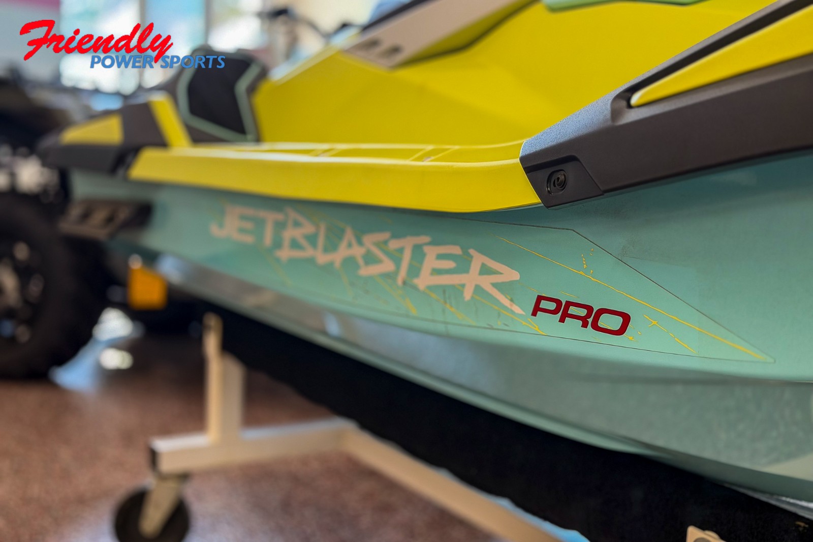 2025 YAMAHA JETBLASTER PRO 2-LUNAR YELLOW/MINT