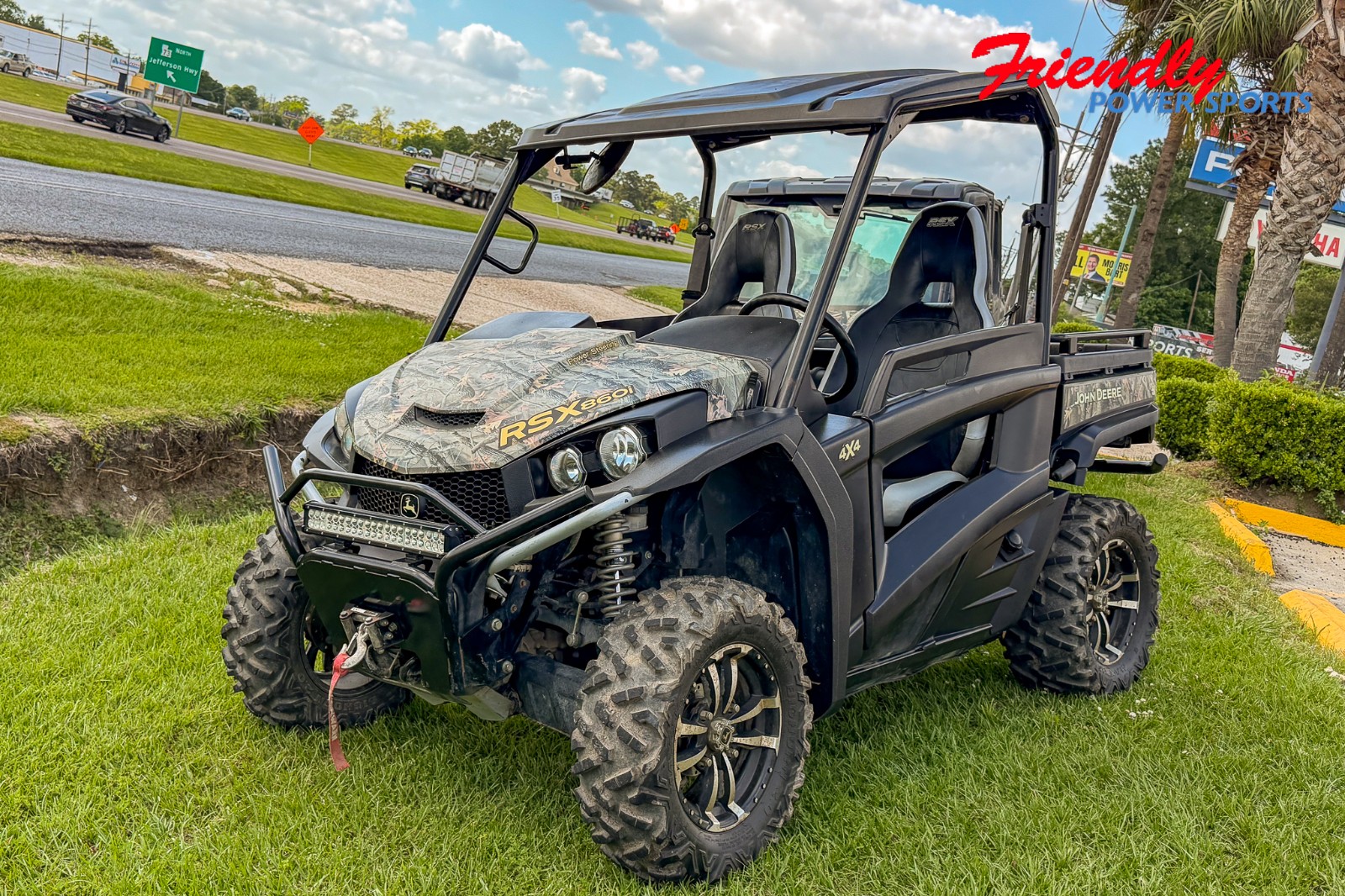 2016 JOHN DEERE GATOR RSX860i