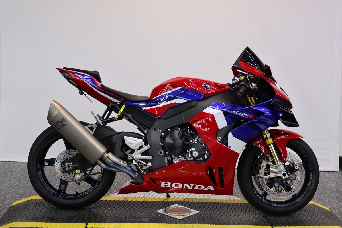 2021 Honda CBR1000RR-R Fireblade
