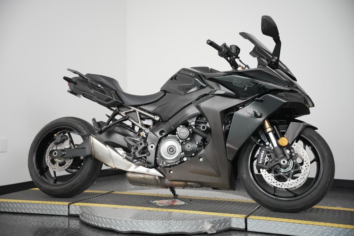2022 Suzuki GSX-S1000 GT