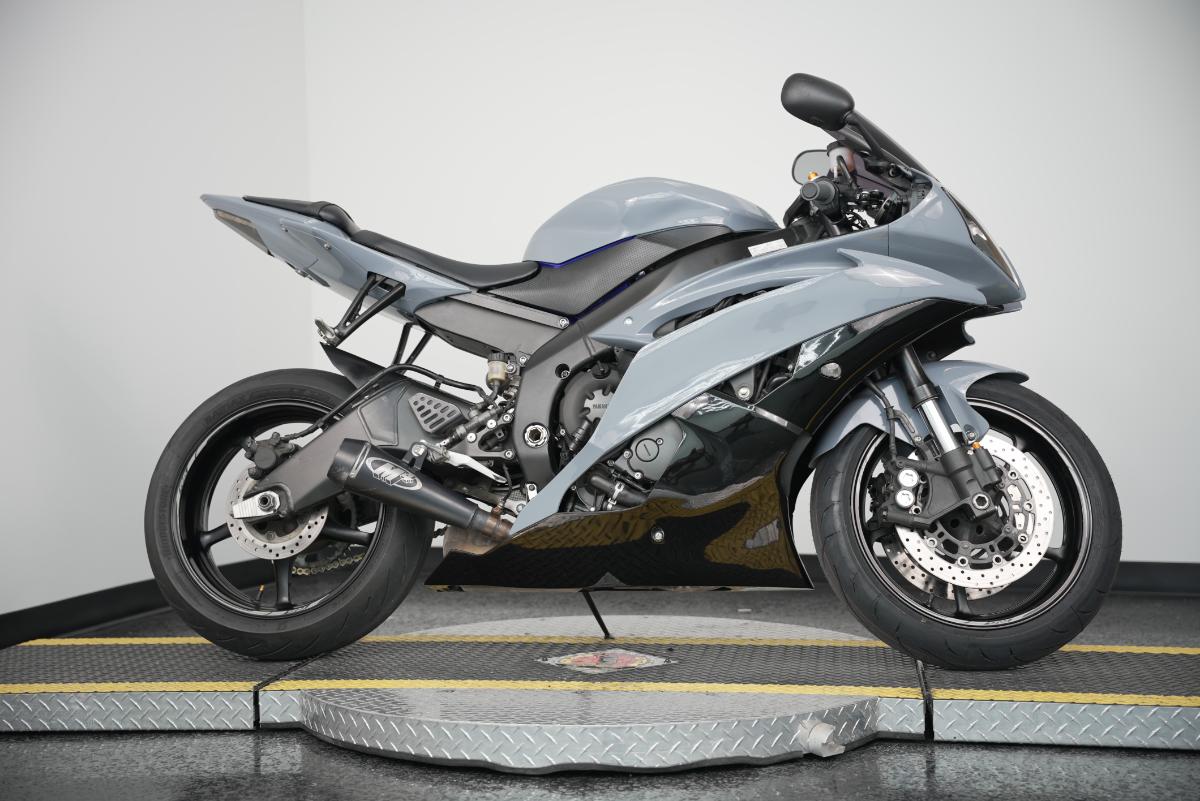 2016 YAMAHA YZF-R6