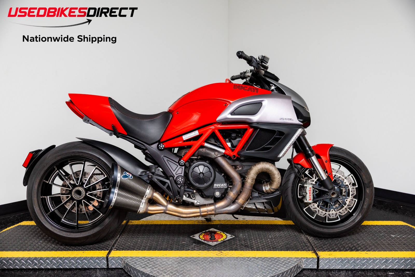 2012 DUCATI DIAVEL CARBON
