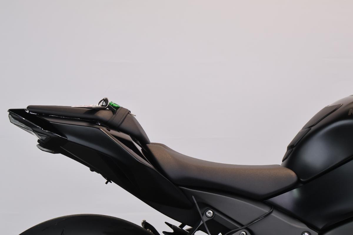 かなえ New 2025 Kawasaki Ninja ZX-10R KRT Edition Lime Green
