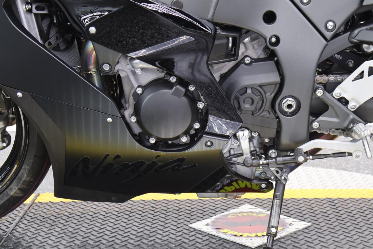 2025 Kawasaki Ninja ZX-10R (stock #: 018845) - UsedBikesDirect