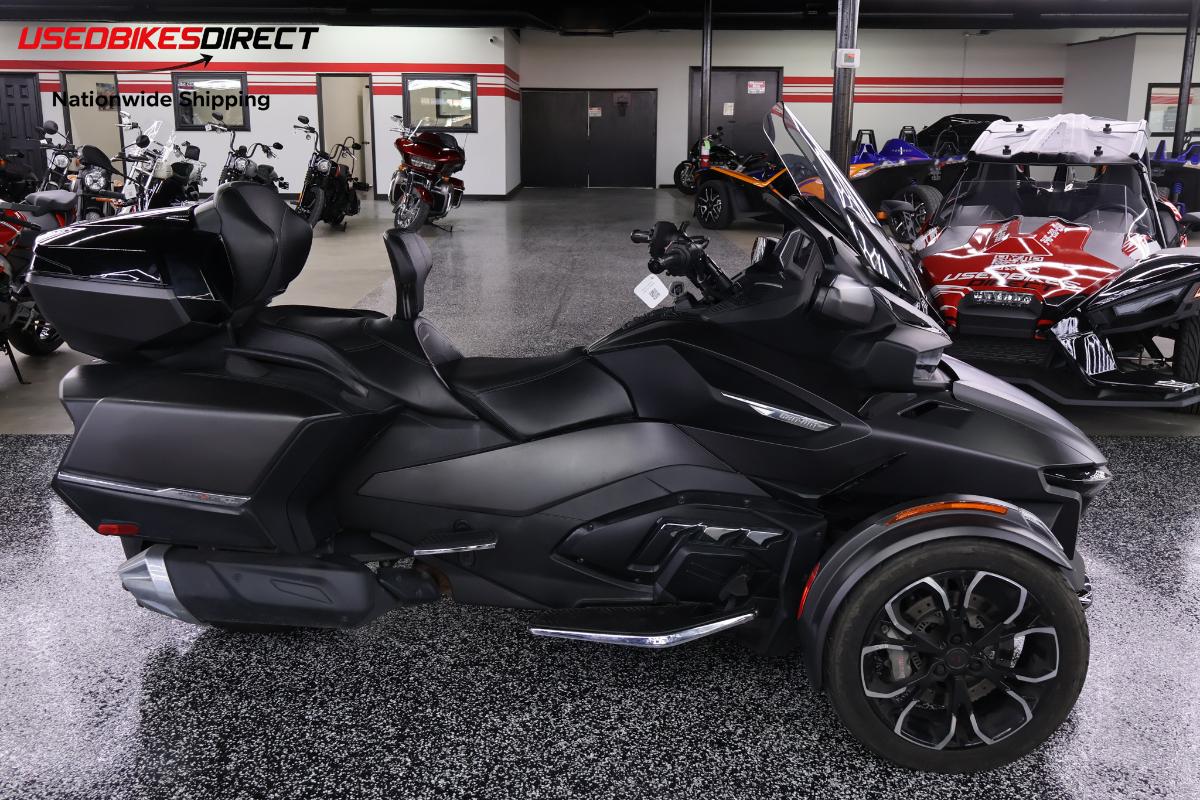 2022 Can-Am Spyder RT