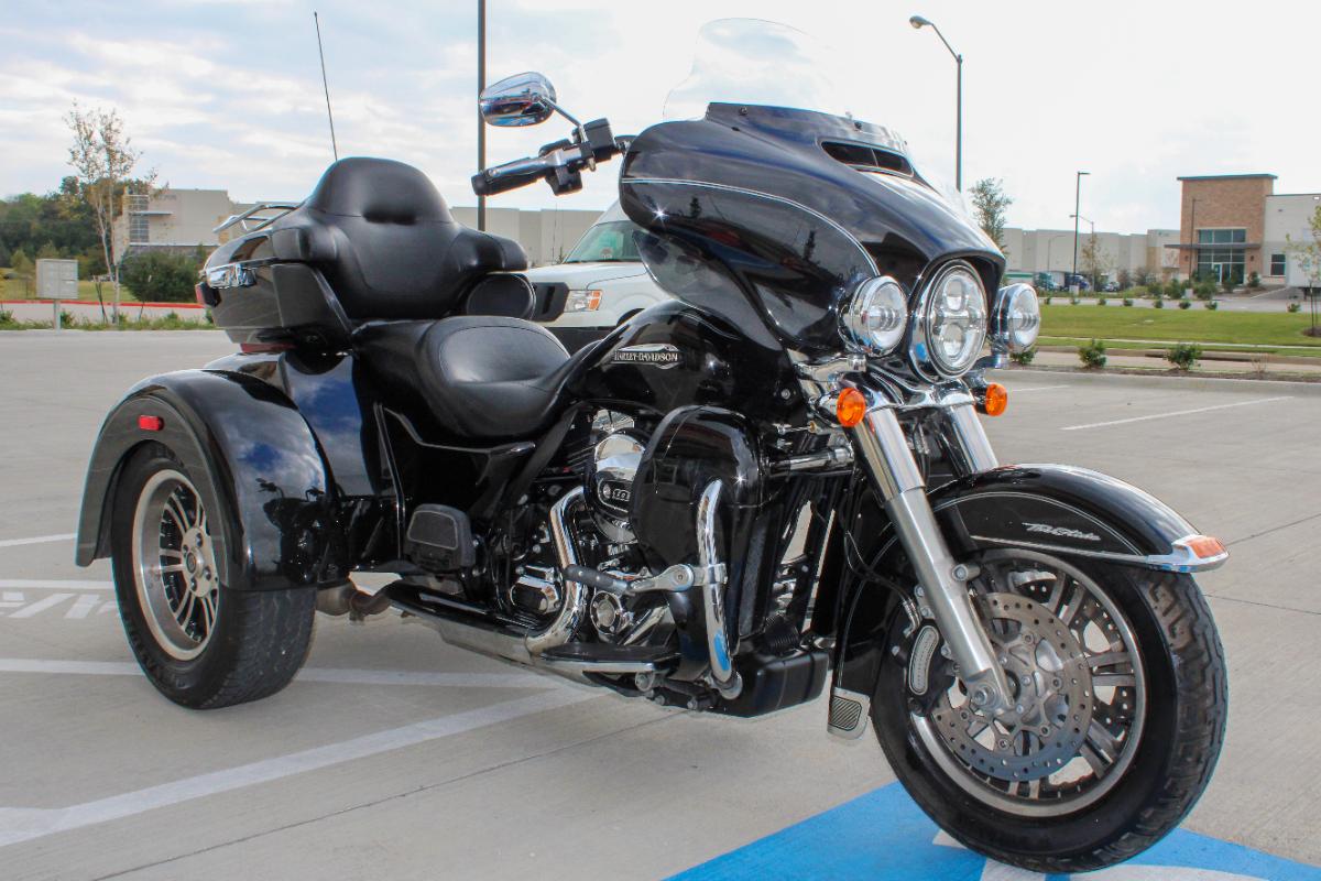 2014 HARLEY-DAVIDSON TRI GLIDE ULTRA CLASSIC