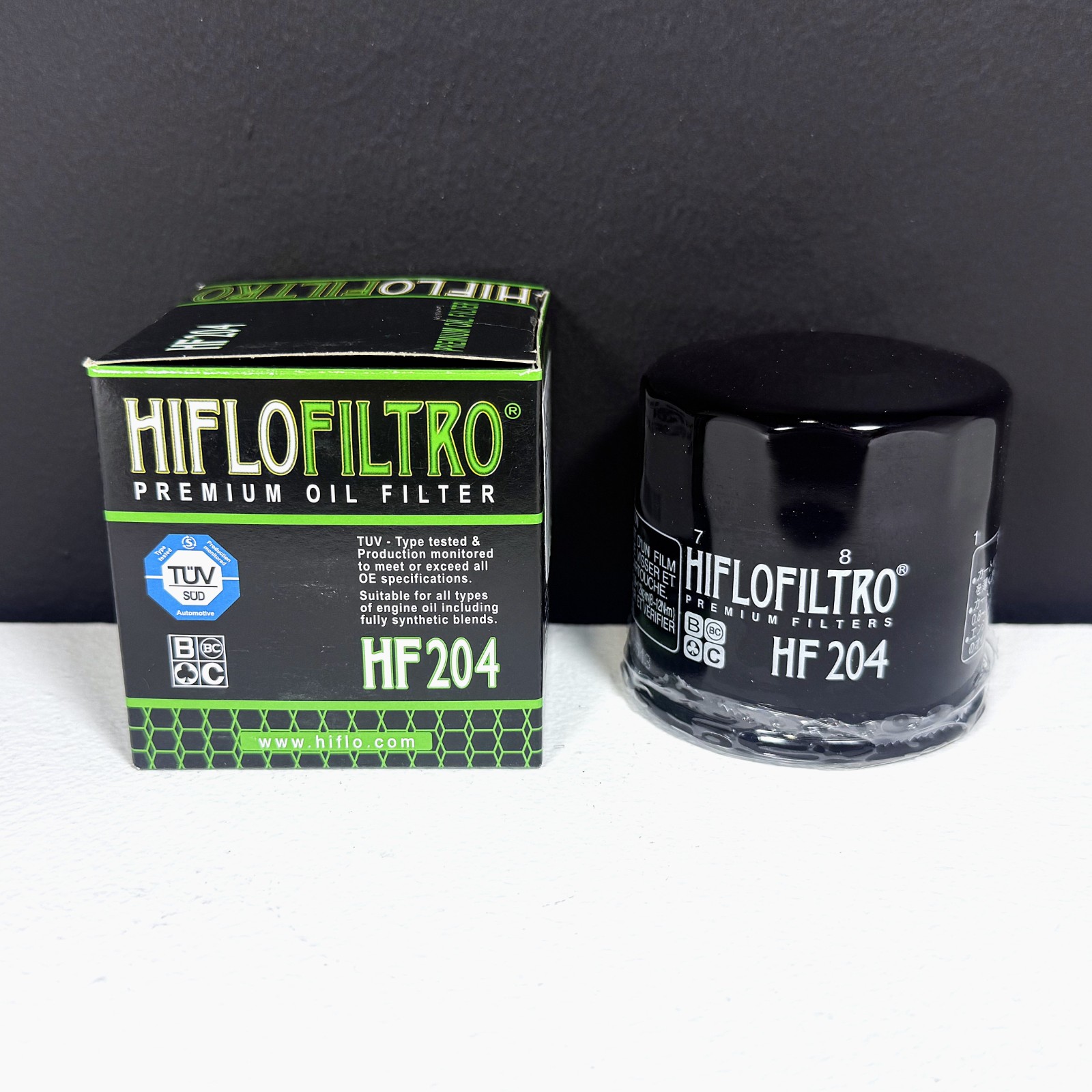 Hiflofiltro HF204 Oil Filter Honda / Kawasaki / Triumph / Yamaha / MV Agusta / Arctic Cat