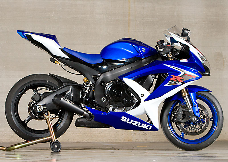 2008-GSXR600-GP-black.jpg