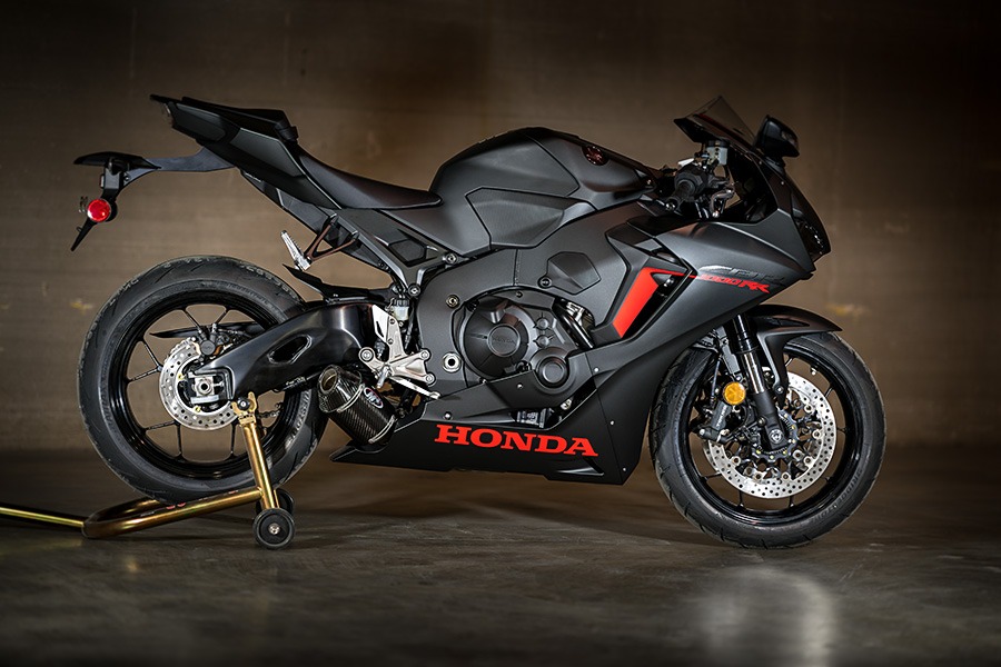 2017-CBR-1000-Slayer-SO-Carbon.jpg