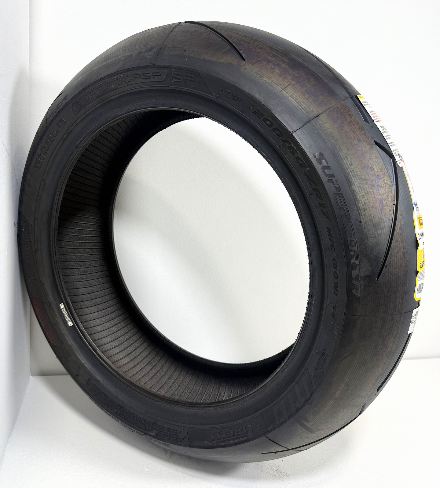 Pirelli 200/60 ZR 17 -- Diablo Supercorsa SP V4 Rear