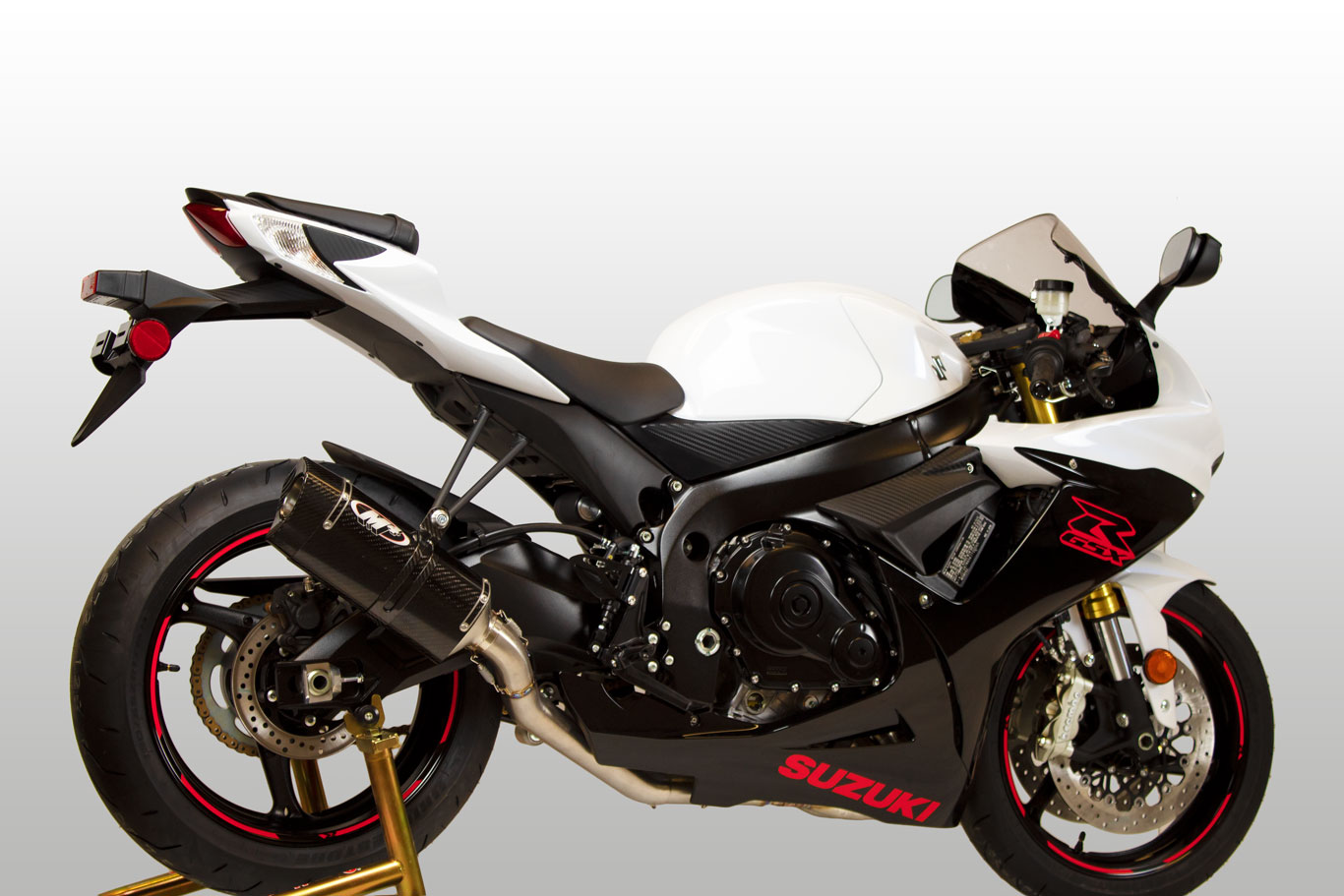 M4 MC36 CARBON FULL SYSTEM - GSX-R600/750 11-25
