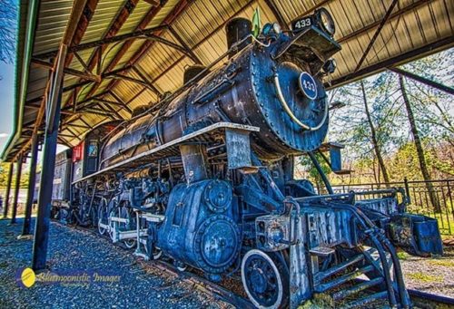 Mollie Steam Engine courtesy of Bluemoonistic Images