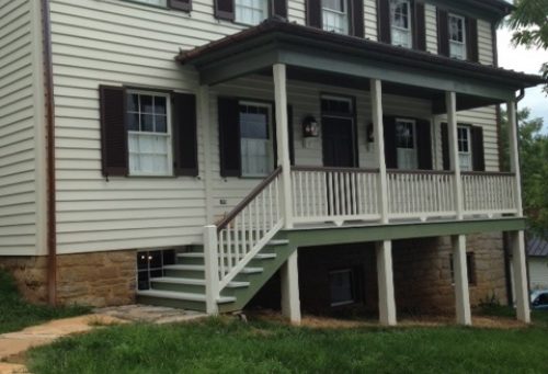 Black Dog Inn exterior