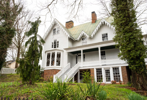 Adam Hickman House The Cave House 3