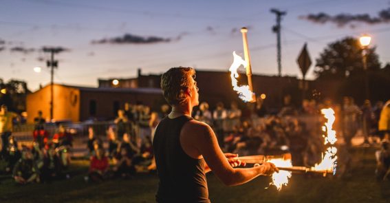 Main Street Busker Fest 2017 Cyd Show