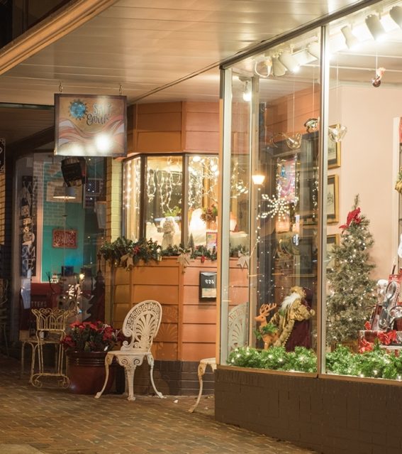 Main Street shop window at Christmas credit Billie Wheeler