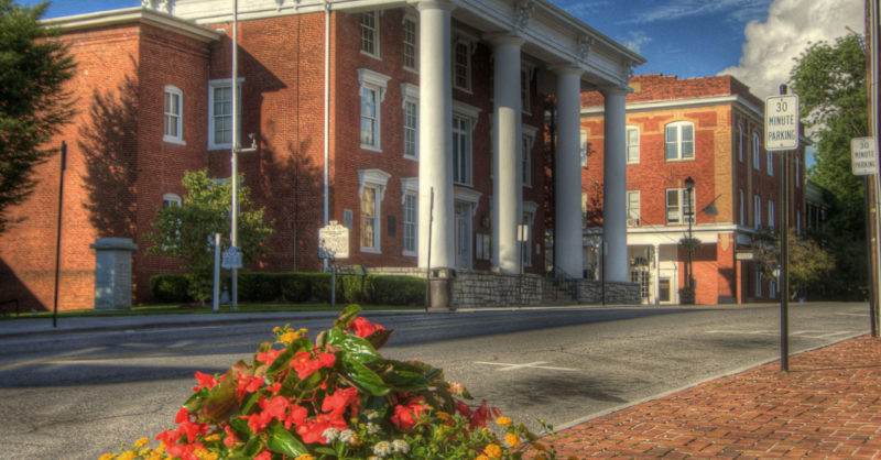 washington-county-courthouse-abingdon-virginia