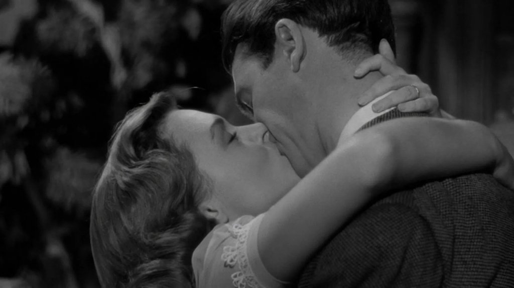 It's a Wonderful Life (1946) A black and white photograph of a couple embracing and kissing passionately in Williamson County, Tennessee.