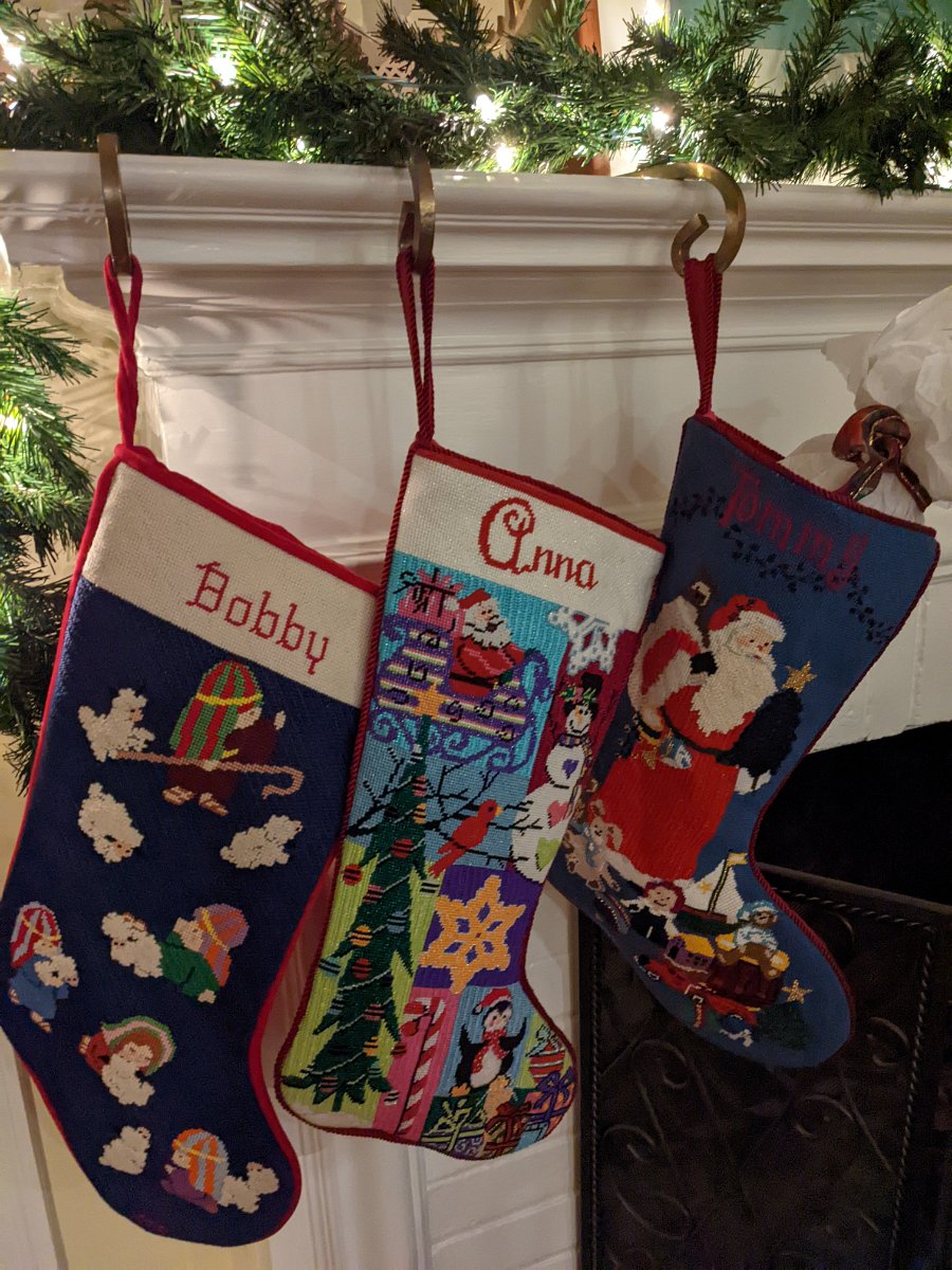 PXL_20211225_053946777