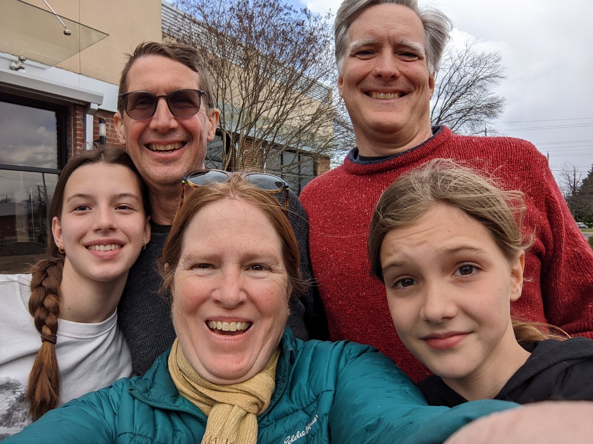 PXL_20220326_181700403