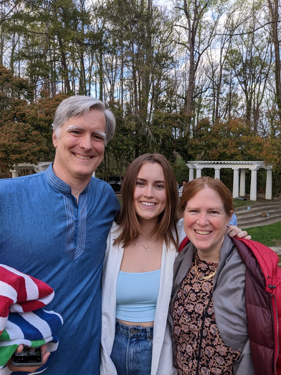 PXL_20220408_224433853