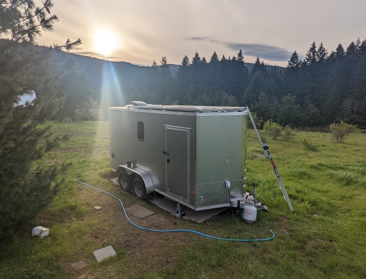 PXL_20220425_015054792