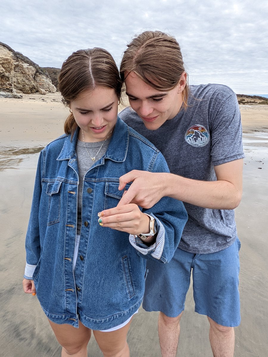 PXL_20220704_180914660.MP