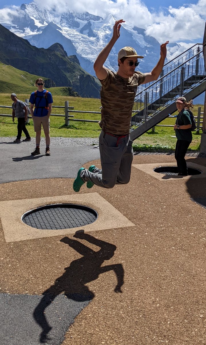 PXL_20220731_121232385.MP