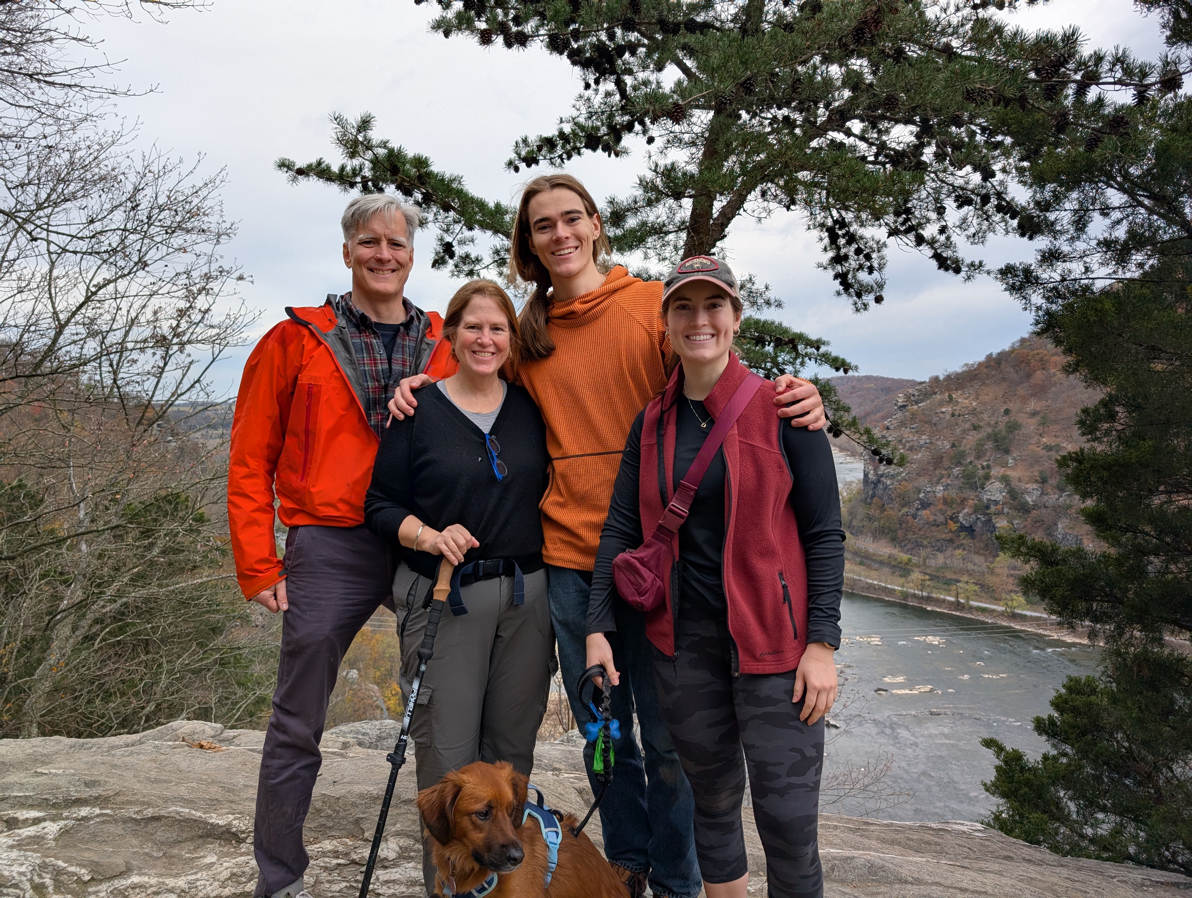 PXL_20241110_185207858