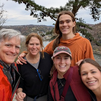 PXL_20241110_185235726