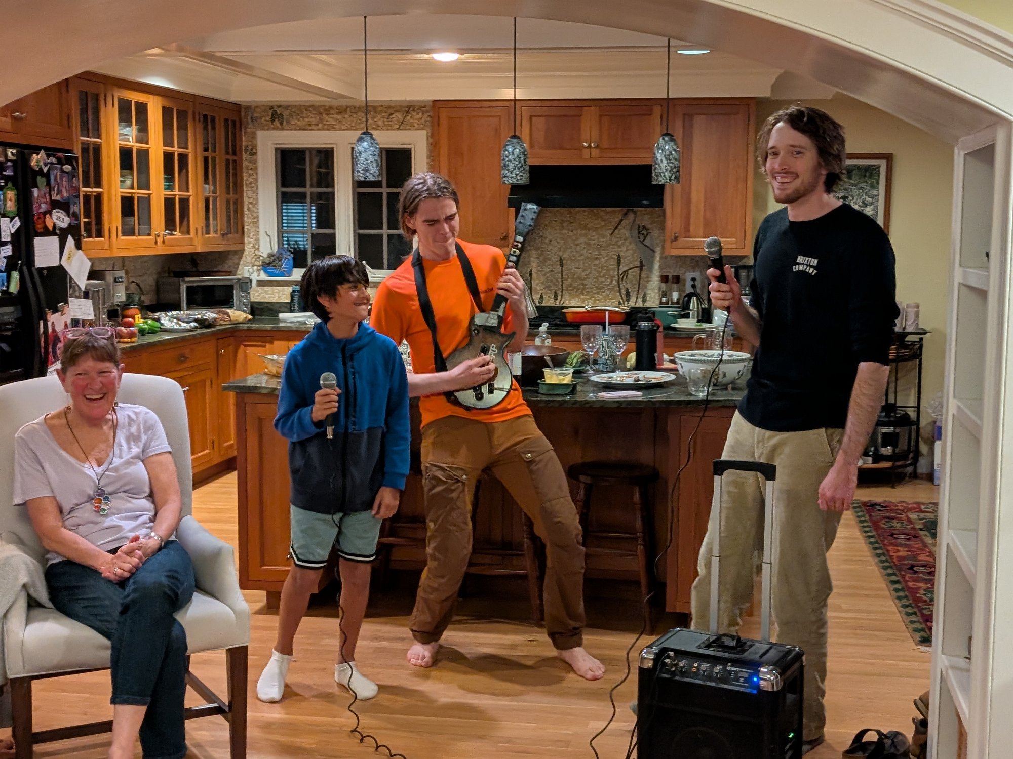 PXL_20251012_231600978