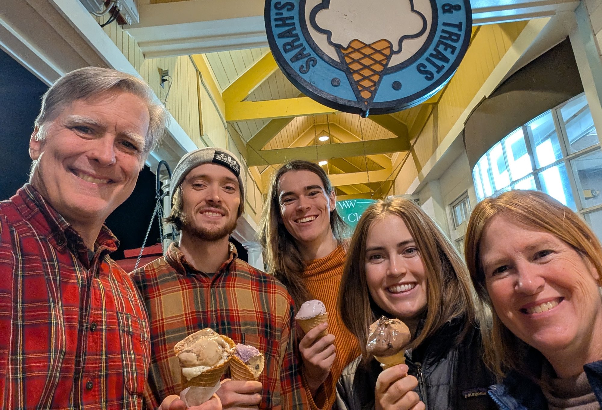 PXL_20251027_233157065