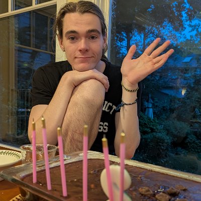 PXL_20250528_001749277