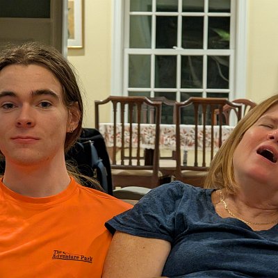 PXL_20251012_231342264