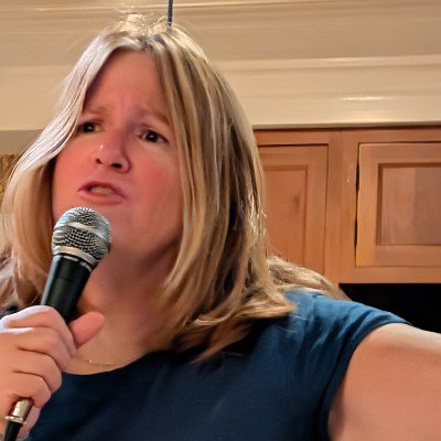 PXL_20251012_233038310