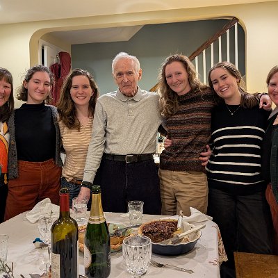 PXL_20251128_001629904