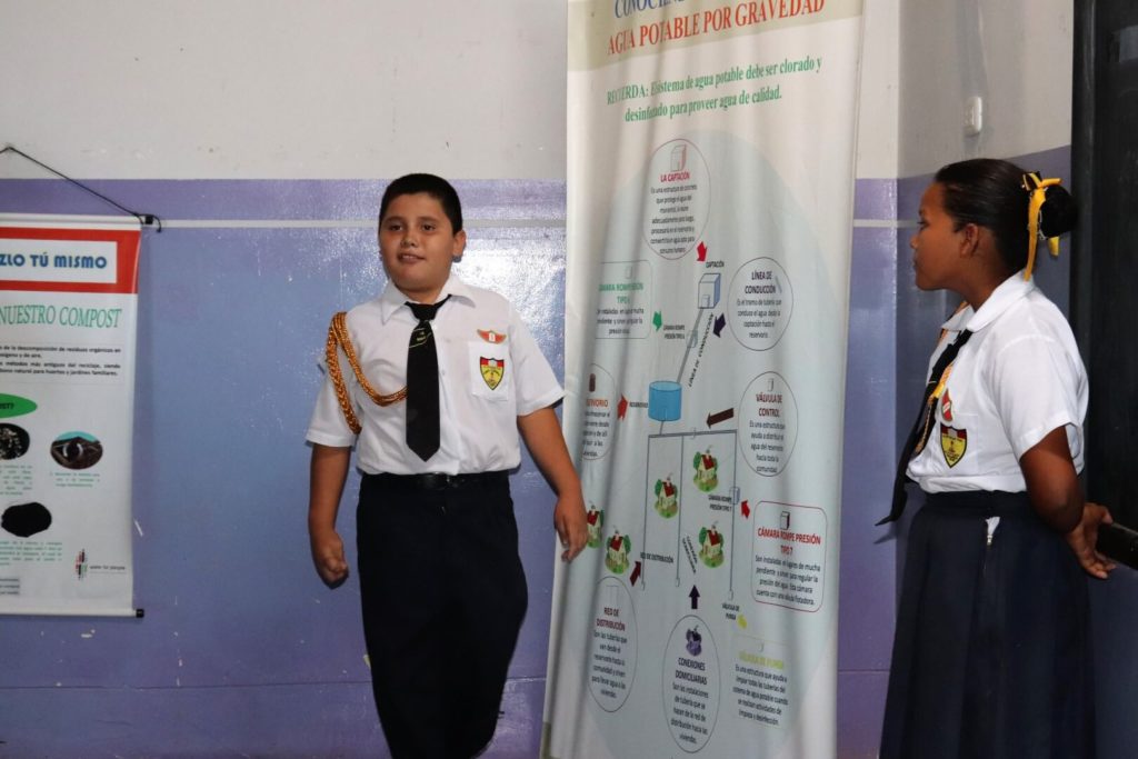 ESTACION 6 - ESCUELA 8