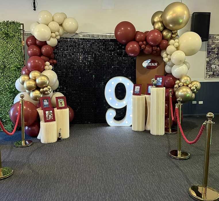 Kids Party Light Up Number thumbnail 2