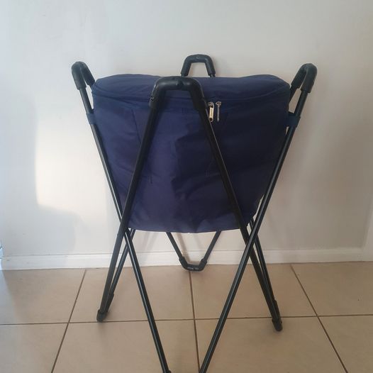 Standing Esky