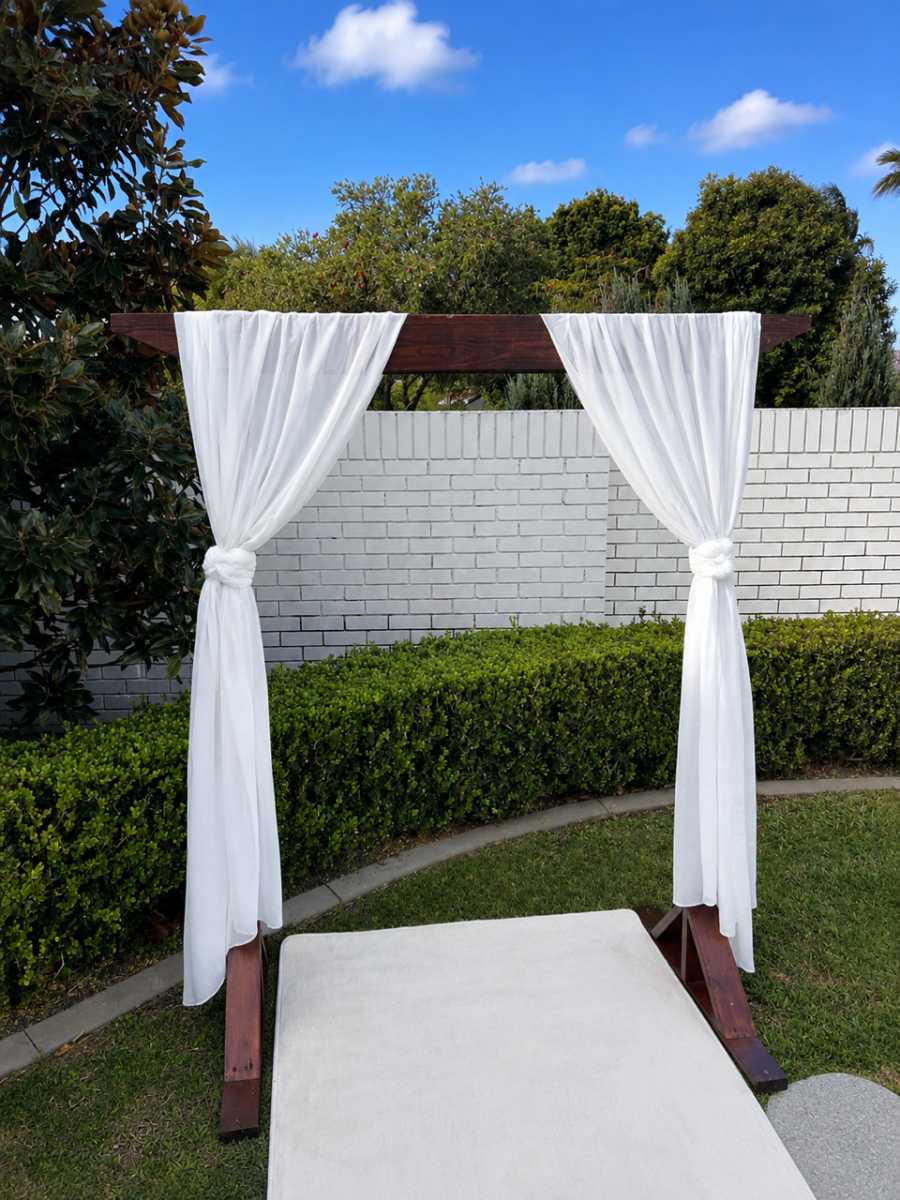 Wedding Arbour and 12 Metre White Aisle Runner thumbnail 5