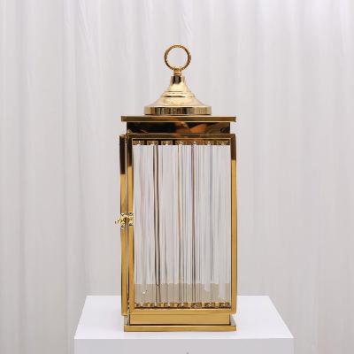 Celeste Lantern - Medium / Gold