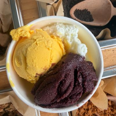 Frozen Yoghurt Cart (minimum of 50 serves) thumbnail 3