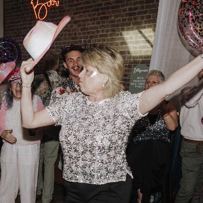 Glitter for face and body package thumbnail 6