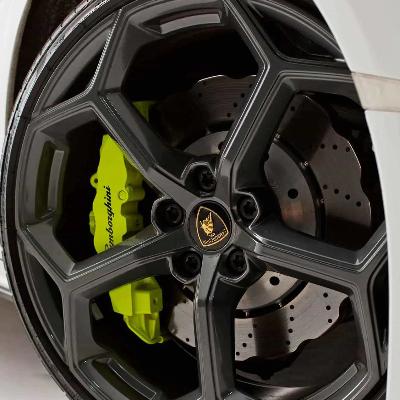 2020 Lamborghini Huracan EVO Spyder thumbnail 6