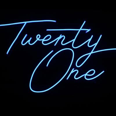 Twenty One Neon Sign thumbnail 4
