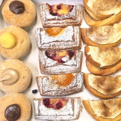 Small Treats Package - Up to 10 Guests thumbnail 2