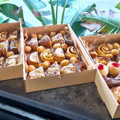 Medium Treats Catering Package - Up to 20 Guests thumbnail 2